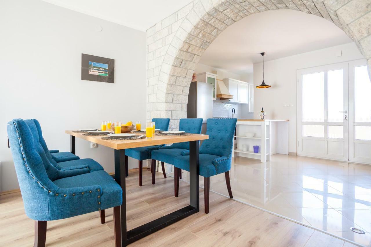 Holiday Apartment Ivica Milohnici Eksteriør billede