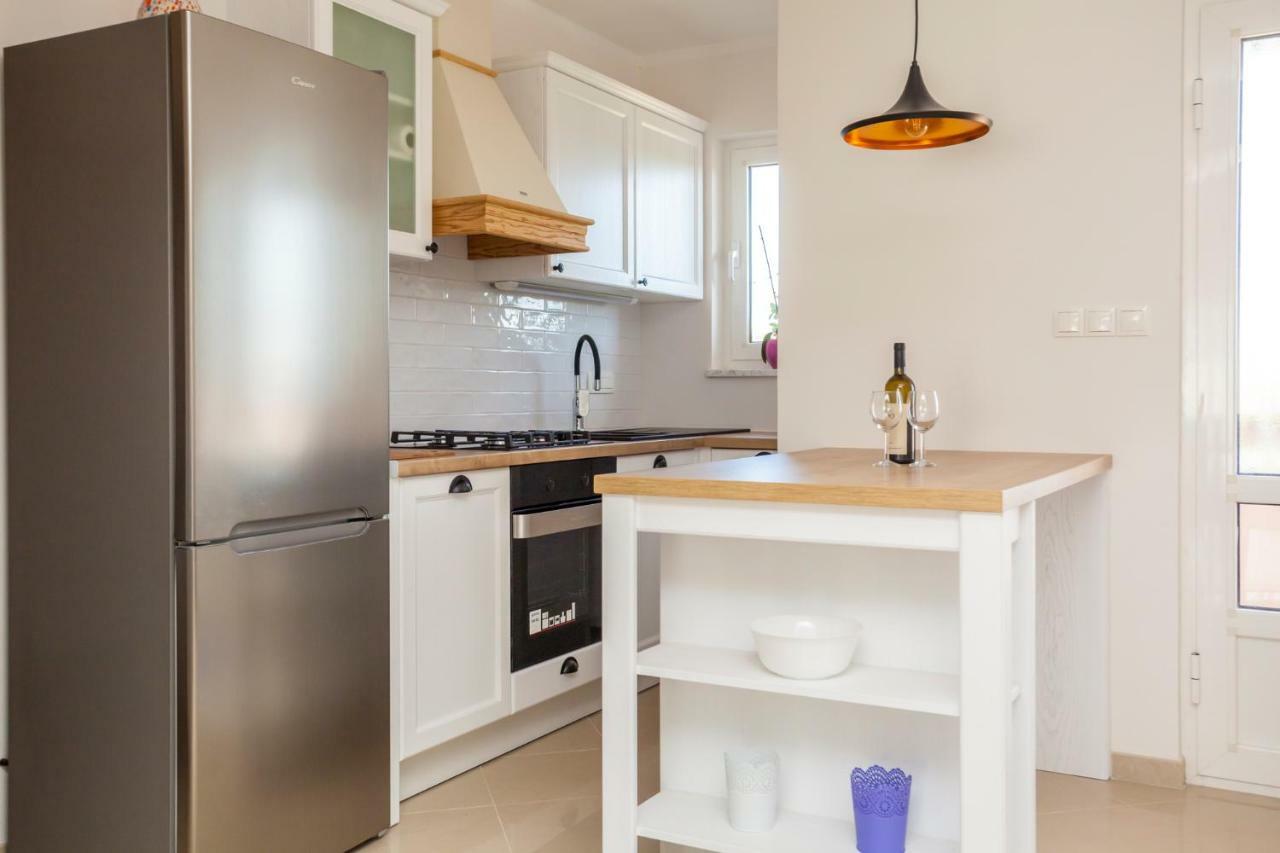 Holiday Apartment Ivica Milohnici Eksteriør billede